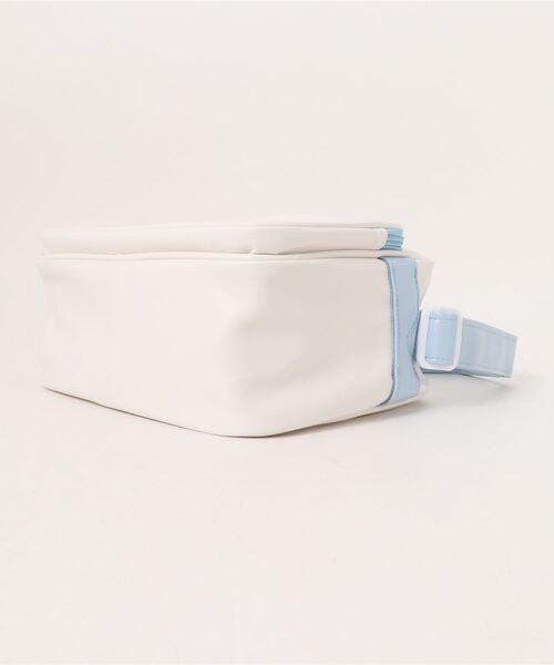 Miffy（ ミッフィー）の「【 miffy 】 合皮ショルダーバッグ（ショルダーバッグ・レディース・ホワイト×ブルー・FREE）」の3枚目の写真