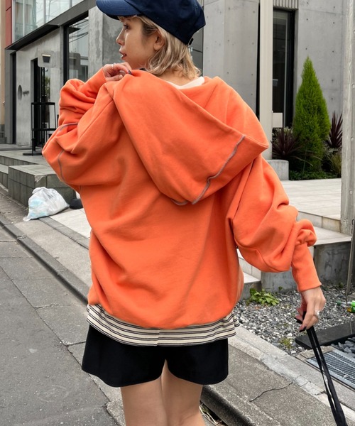 HELLO.SANFRANCISCO(ハローサンフランシスコ)の「【HELLO.SANFRANCISCO/ハローサンフランシスコ】配色ステッチカットアウトフーディー(パーカー・レディース・オレンジ/オフホワイト/ブルー・FREE)」の20枚目の写真