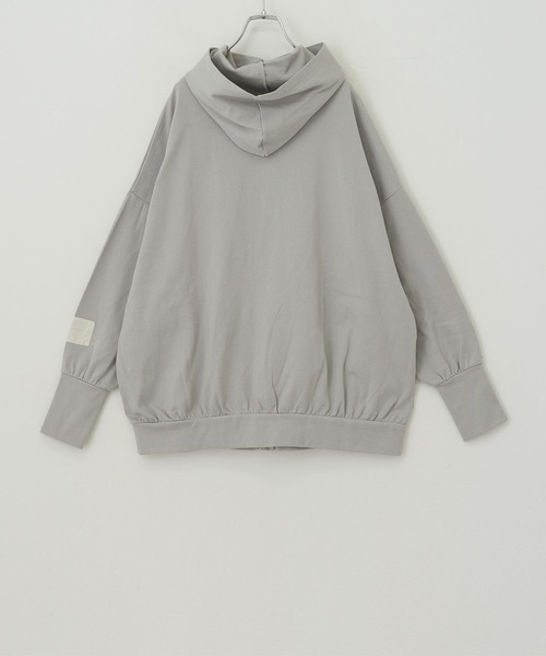 CUBE SUGAR（キューブシュガー）の「UVカット加工ドルマンスリーブジップパーカー（パーカー・レディース・マルチ/グレー/パープル/オレンジ/ブラック/ホワイト/カラフル/ミント/ピンク/ライトグレー/イエロー/ナチュラル/ブルー・M）」の18枚目の写真