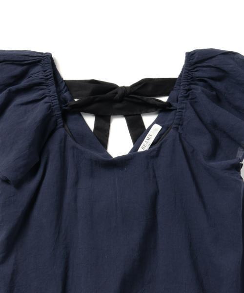 Ray BEAMS（レイビームス）の「Ray BEAMS / バック リボン ラッフル ブラウス（シャツ/ブラウス・レディース・ホワイト/ネイビー・ONE SIZE）」の17枚目の写真