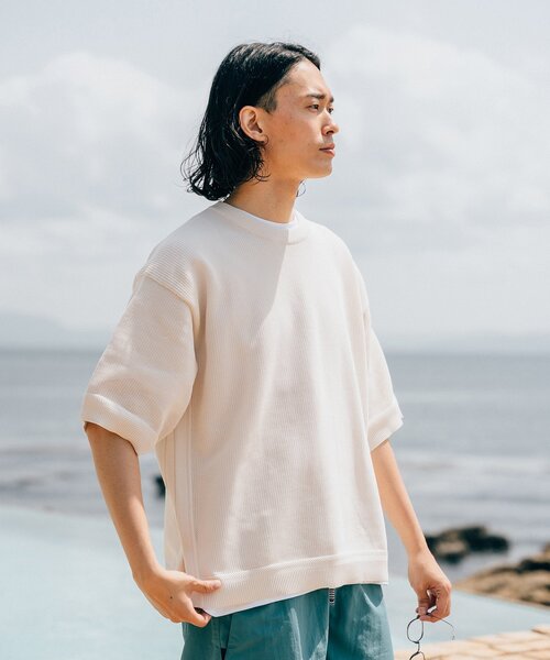 EDIFICE（エディフィス）の「スポンディッシュ リラックス ニット Tシャツ（ニット/セーター・メンズ・ブルー/チャコールグレー/ブラック/アイボリー/レッド・SMALL/MEDIUM/LARGE）」の19枚目の写真