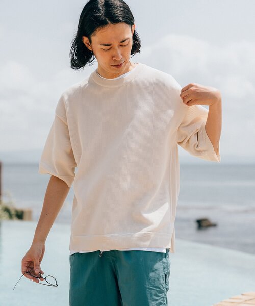 EDIFICE（エディフィス）の「スポンディッシュ リラックス ニット Tシャツ（ニット/セーター・メンズ・ブルー/チャコールグレー/ブラック/アイボリー/レッド・SMALL/MEDIUM/LARGE）」の20枚目の写真