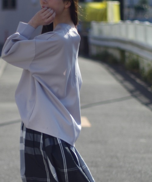 a lot of love（ア ロット オブ ラブ）の「ゆったりシルエットカットソー（Tシャツ/カットソー・レディース・ブラック/ライトグレー・FREE）」の12枚目の写真
