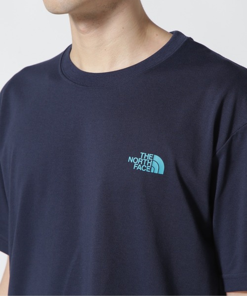 THE NORTH FACE（ザノースフェイス）の「THE NORTH FACE/ザ・ノースフェイス　S/S Bandana Square Logo Tee ショートスリーブバンダナスクエアロゴティー NT32349（Tシャツ/カットソー・メンズ・ネイビー/ホワイト/ブラック/グレー・M/L/XL）」の13枚目の写真