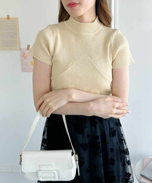 Loueme(ルエム)の「コルセットデザインプチハイネックトップス(Tシャツ/カットソー・レディース・ホワイト/ブラック/アイボリー・FREE)」の11枚目の写真