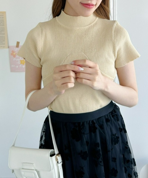 Loueme(ルエム)の「コルセットデザインプチハイネックトップス(Tシャツ/カットソー・レディース・ホワイト/ブラック/アイボリー・FREE)」の9枚目の写真