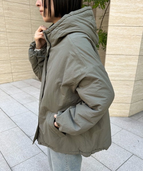 select MOCA（セレクトモカ）の「ボリュームシルエット中綿ジャケット（ダウンジャケット/コート・レディース・ライトカーキ/アイボリー/ブラック・FREE/LARGE）」の8枚目の写真