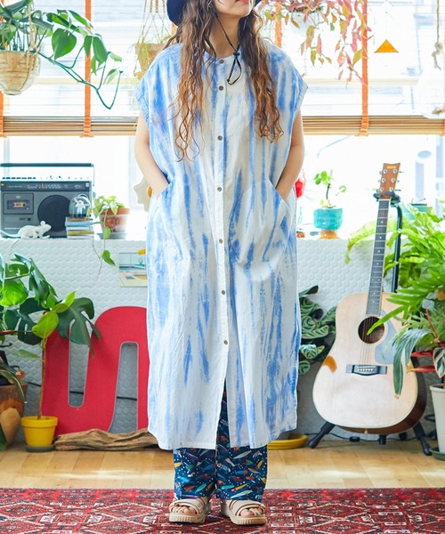 go slow caravan(ゴースローキャラバン)の「タイダイ染めオーバーシャツワンピース W(シャツワンピース・レディース・ライトグリーン/イエロー/ライトブルー・FREE)」の11枚目の写真