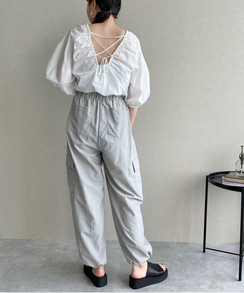 LOWRYS FARM(ローリーズファーム)の「バックシャンボリュームS6S 192438(シャツ/ブラウス・レディース・ブラック/ベージュ/ホワイト・FREE)」の20枚目の写真