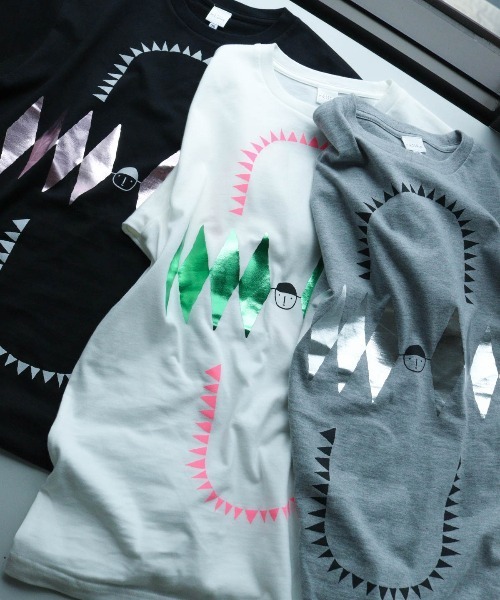 CASA PICONE(カーサピッコーネ)の「Tシャツ ピッコーネ ヴィンテージプリント(Tシャツ/カットソー・レディース・グレー/ホワイト/ブラック・S/M)」の4枚目の写真