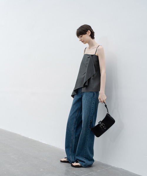 EKCOOKIES（イーケークッキーズ）の「【 EKCOOKIES 】アシンメトリーフリルキャミビスチェ（キャミソール・レディース・カーキ・M）」の15枚目の写真