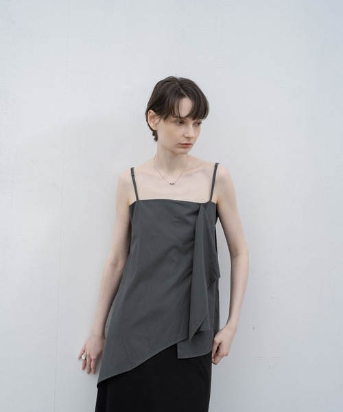 EKCOOKIES（イーケークッキーズ）の「【 EKCOOKIES 】アシンメトリーフリルキャミビスチェ（キャミソール・レディース・カーキ・M）」の9枚目の写真