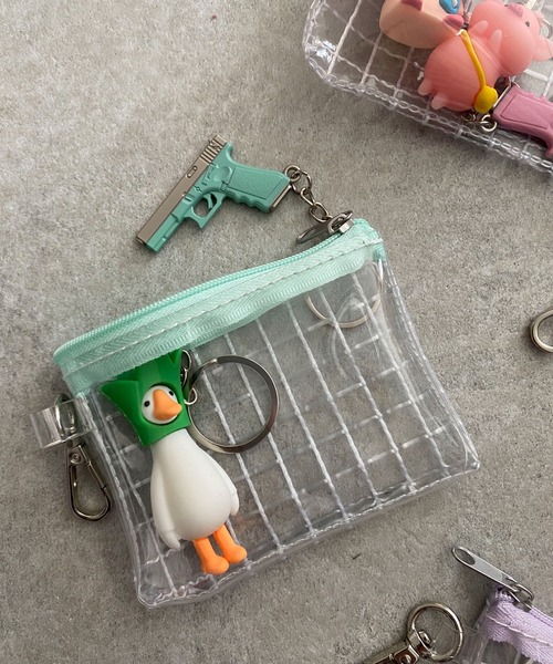 WEGO（ウィゴー）の「WEGO/【一部店限定】カラーテープクリアポーチ（ポーチ・レディース・イエロー/ブルー/ホワイト/レッド/ブラック/サックスブルー/グリーン系その他/ライトパープル/ライトピンク・FREE）」の3枚目の写真