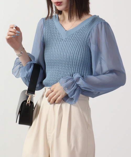 &soiree(アンドソワレ)の「&soiree ケーブルニットシフォンコンビトップス 長袖(ニット/セーター・レディース・ブラック/ホワイト/ブルー・F)」の3枚目の写真