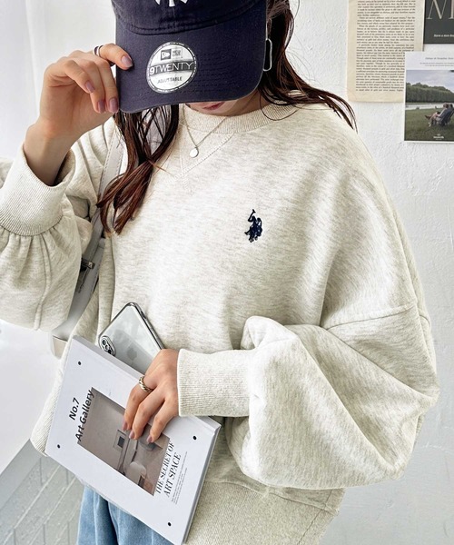 U.S. POLO ASSN.（ユーエスポロアッスン）の「GeeRA別注【U.S. POLO ASSN.】ワンポイント刺繍袖ボリュームショート裏起毛スウェット（スウェット・レディース・ブラック/オートミール/杢グレー/ベージュ・LARGE/MEDIUM/SMALL）」の18枚目の写真