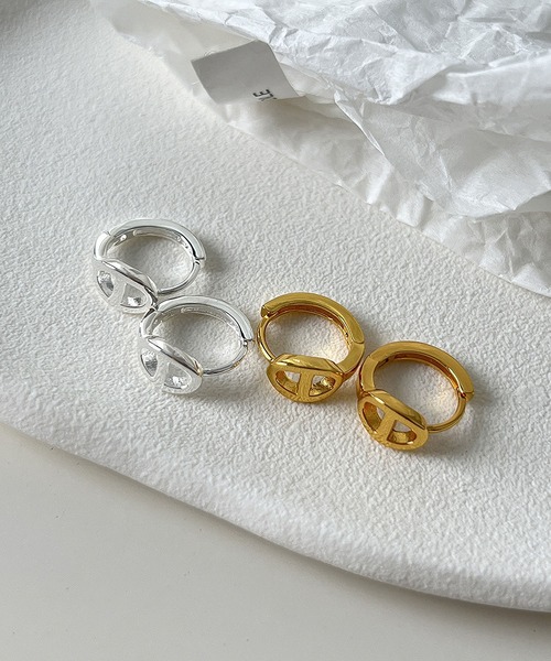 LA VORAGINE(ラ ヴォラジネ)の「金属アレルギー対応ミニフープピアス(ピアス(両耳用)・レディース・シルバー/ゴールド/ピンクゴールド/A/B・FREE)」の9枚目の写真