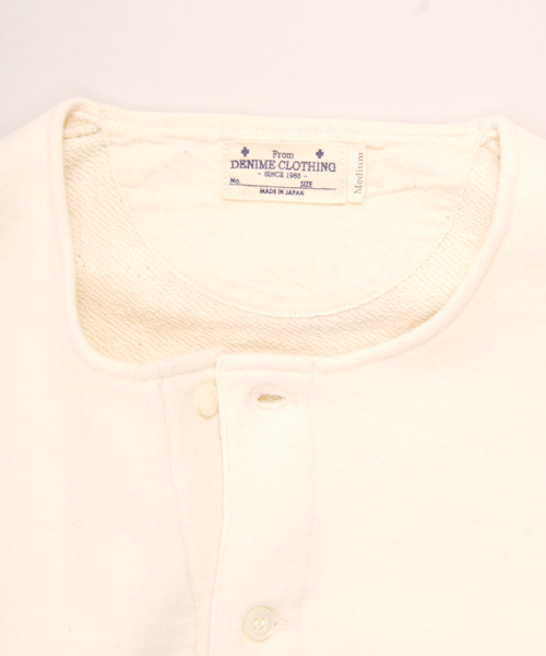 Denime(ドゥニーム)の「MILITARY HENLY NECK CUTSEW/ミリタリーヘンリーネックカットソー(Tシャツ/カットソー・メンズ・ネイビー/オフホワイト/オリーブ・MEDIUM/SMALL/LARGE)」の8枚目の写真