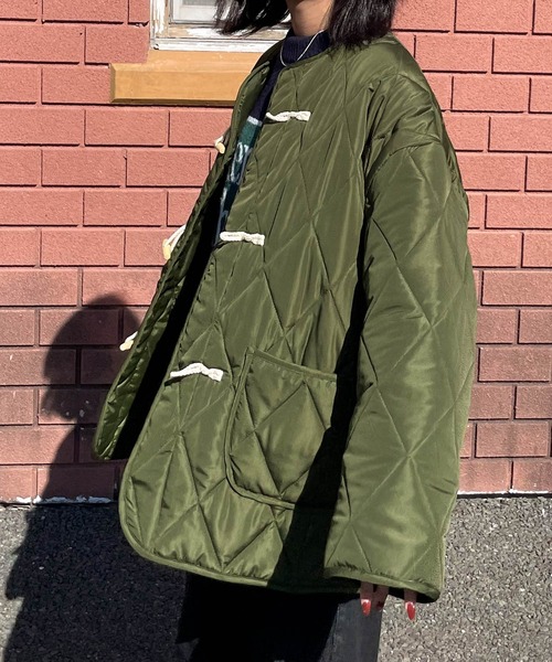 Chillfar（チルファー）の「ダッフルキルティングコート（ダウンジャケット/コート・レディース・ベージュ/ネイビー/ブラウン/アイボリー/カーキ・FREE）」の17枚目の写真