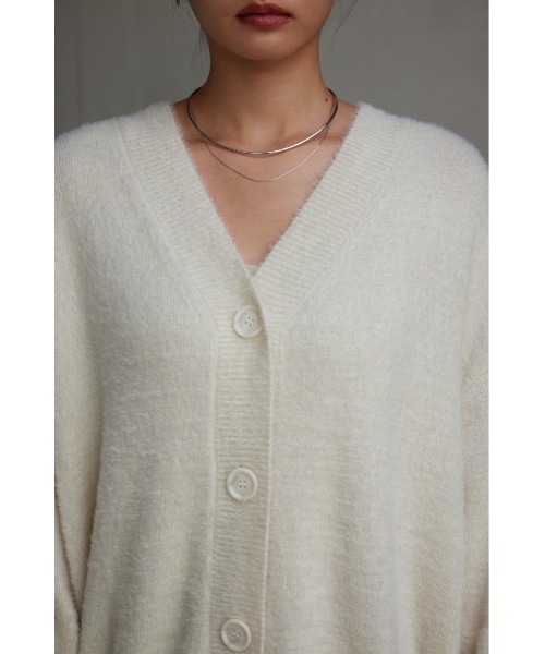 AZUL by moussy（アズールバイマウジー）の「モヘヤライクニットカーディガン（カーディガン/ボレロ・レディース・アイボリー/イエロー系その他/ブラック/グレー/ブルー・SMALL/MEDIUM）」の13枚目の写真