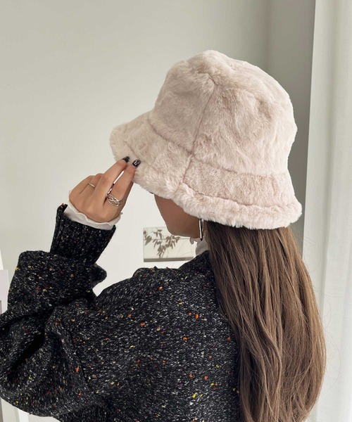 GeeRA（ジーラ）の「フェイクファーバケットハット（ハット・レディース・アイボリー/ブラック・FREE）」の4枚目の写真