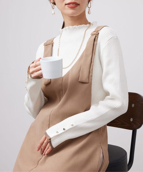 Chez toi（シェトワ）の「配色ライン袖口ボタンメローニットプルオーバー（ニット/セーター・レディース・ピンク/ブラック/ブルー/オフホワイト/グレー/アイボリー・FREE）」の2枚目の写真