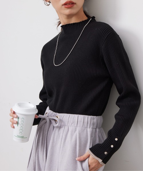 Chez toi（シェトワ）の「配色ライン袖口ボタンメローニットプルオーバー（ニット/セーター・レディース・ピンク/ブラック/ブルー/オフホワイト/グレー/アイボリー・FREE）」の4枚目の写真