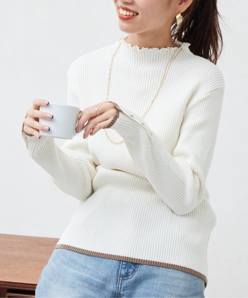 Chez toi（シェトワ）の「配色ライン袖口ボタンメローニットプル