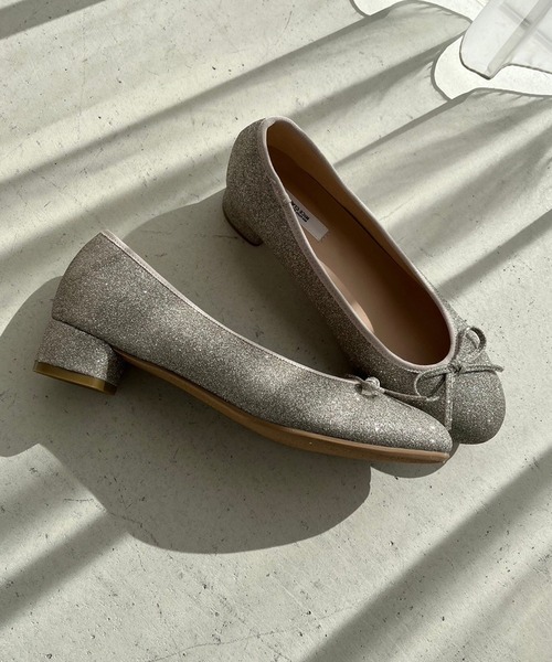 one after another NICE CLAUP（ワンアフターアナザーナイスクラップ）の「ヒールアップバレーシューズ【ブラック/ゴールド】（バレエシューズ・レディース・ゴールド/ブラック・LARGE/MEDIUM/SMALL/X-LARGE）」の8枚目の写真