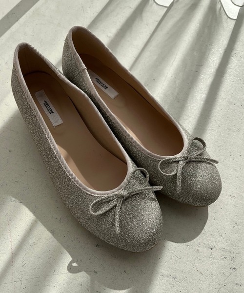 one after another NICE CLAUP（ワンアフターアナザーナイスクラップ）の「ヒールアップバレーシューズ【ブラック/ゴールド】（バレエシューズ・レディース・ゴールド/ブラック・LARGE/MEDIUM/SMALL/X-LARGE）」の9枚目の写真