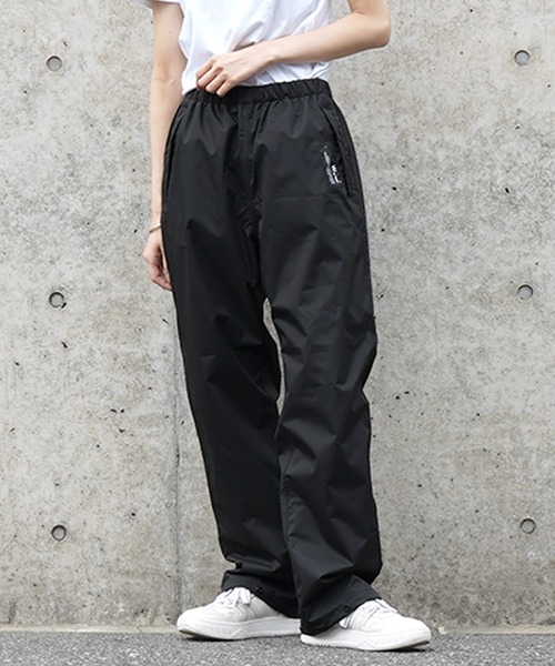 Wpc.(ダブリュピーシー)の「TPUラミネートレインパンツ ユニセックス(レインコート/ポンチョ・メンズ・ベージュ/ブラック・LARGE/MEDIUM)」の1枚目の写真