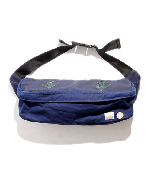 Denime（ドゥニーム）の「NOMAD×Denime BODY BAG/ノマド×ドゥニーム　ボディバッグ（ボディバッグ/ウエストポーチ・メンズ・ネイビー・FREE）」の4枚目の写真