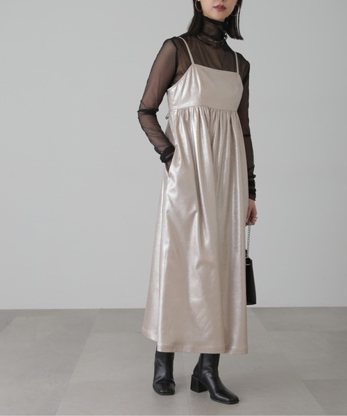 FREE'S MART（フリーズマート）の「◆バックオープンフレアマキシキャミワンピース（ワンピース・レディース・ブラック/ベージュ・SMALL/MEDIUM）」の10枚目の写真