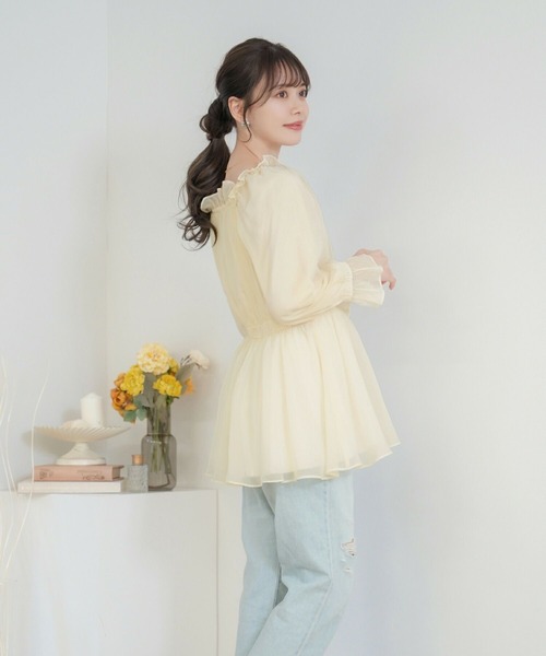 le reve vaniller（ル レーヴ ヴァニレ）の「ボリューム ギャザー シフォン ブラウス le reve vaniller（シャツ/ブラウス・レディース・ブルーグレー/ピンクベージュ/レモンイエロー・M）」の5枚目の写真