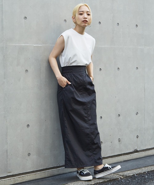 NOMINE(ノミネ)の「カットコンビ ワッシャー ワンピース(ワンピース・レディース・ブラック/レッド/ホワイト/グリーン・フリー)」の21枚目の写真