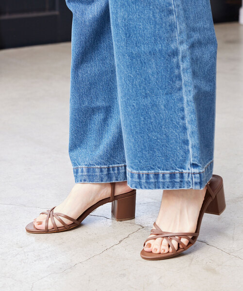 SLOBE IENA（スローブイエナ）の「SLOBE ナローヒールサンダル（サンダル・レディース・ゴールド/ブラウン・23cm/23.5cm/24cm/24.5cm）」の19枚目の写真