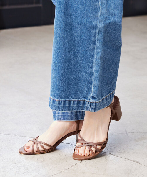 SLOBE IENA（スローブイエナ）の「SLOBE ナローヒールサンダル（サンダル・レディース・ゴールド/ブラウン・23cm/23.5cm/24cm/24.5cm）」の18枚目の写真