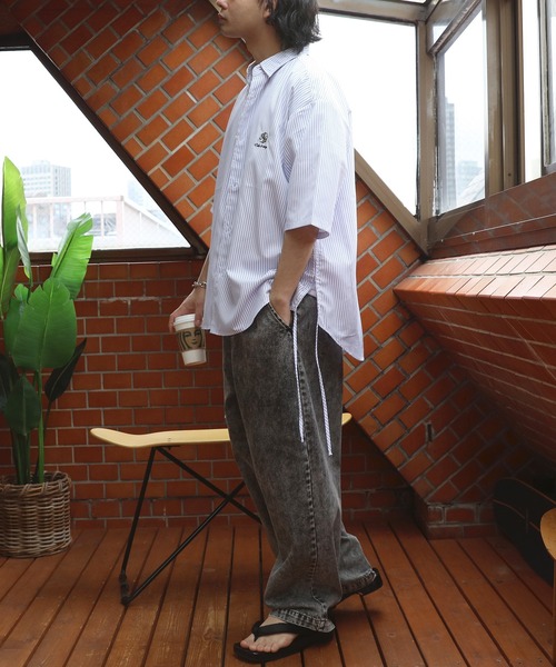 ８(eight)（エイト）の「フラワー刺繍脇シャーリング半袖シャツ（シャツ/ブラウス・メンズ・ホワイト/ブルー系その他/ブルー・LARGE/MEDIUM）」の20枚目の写真