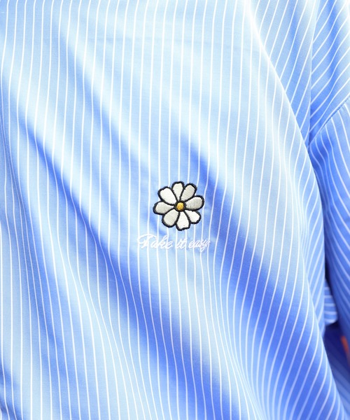 ８(eight)（エイト）の「フラワー刺繍脇シャーリング半袖シャツ（シャツ/ブラウス・メンズ・ホワイト/ブルー系その他/ブルー・LARGE/MEDIUM）」の15枚目の写真