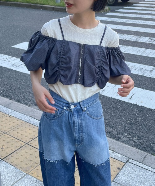 KBF（ケイビーエフ）の「2WAYパフスリーブビスチェ（その他トップス・レディース・ベージュ/ブラック/グレー・ONE）」の3枚目の写真