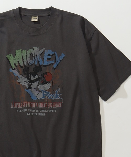 Disney(ディズニー)の「【Disney/ディズニー】アートワークデザイン ピグメント風 ルーズ 半袖クルーネックTシャツ(Tシャツ/カットソー・メンズ・ブラック系その他2/ブラック系その他/ブラック系その他3・M/L/LL)」の3枚目の写真
