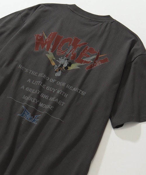 Disney(ディズニー)の「【Disney/ディズニー】アートワークデザイン ピグメント風 ルーズ 半袖クルーネックTシャツ(Tシャツ/カットソー・メンズ・ブラック系その他2/ブラック系その他/ブラック系その他3・M/L/LL)」の13枚目の写真