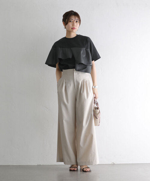 La TOTALITE(ラトータリテ)の「【MARECHAL TERRE/マルシャルテル】Ruffle Design T-shirt(Tシャツ/カットソー・レディース・ブラック/ホワイト/ライトグレー・FREE)」の4枚目の写真