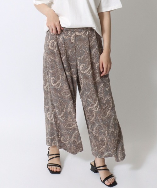 Salong hameu(サロン ハミュー)の「「着用動画あり」ストレッチ ワイドアンクルパンツ/イージーパンツ/ステテコ/無地・総柄・ライン柄・花柄・アニマル柄(その他パンツ・レディース・ブラック系その他3/ネイビー/レオパード/カーキオリーブ/グレイッシュベージュ/ブラック系その他2/ブラック/ブラック系その他5/ネイビー系1/ゼブラ/ブラック系その他4/ブラック系その他6・L/M)」の8枚目の写真