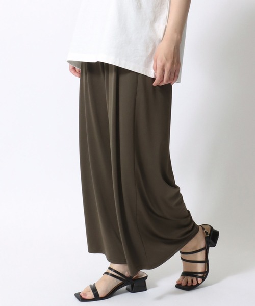 Salong hameu(サロン ハミュー)の「「着用動画あり」ストレッチ ワイドアンクルパンツ/イージーパンツ/ステテコ/無地・総柄・ライン柄・花柄・アニマル柄(その他パンツ・レディース・ブラック系その他3/ネイビー/レオパード/カーキオリーブ/グレイッシュベージュ/ブラック系その他2/ブラック/ブラック系その他5/ネイビー系1/ゼブラ/ブラック系その他4/ブラック系その他6・L/M)」の18枚目の写真