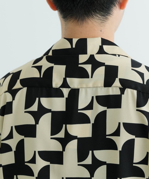 ITEMS URBANRESEARCH(アイテムズ アーバンリサーチ)の「総柄オープンカラー ショートスリーブシャツ(シャツ/ブラウス・メンズ・その他2/その他3/その他1・MEDIUM/LARGE)」の19枚目の写真