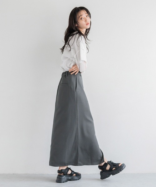 LOWRYS FARM（ローリーズファーム）の「フロントZIPタイトスカート