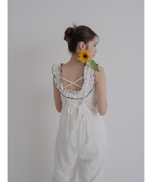 JUMELLE(ジュメロ)の「eyelet lace overall【低身長~高身長】(サロペット/オーバーオール・レディース・ホワイト・MEDIUM/SMALL)」の8枚目の写真