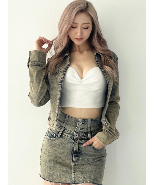 GYDA(ジェイダ)の「【SETUP着用可】ハイウエストボタンUSEDケミカルウォッシュストレッチスカートライクデニムショートパンツ(デニムスカート・レディース・ブラック/ブルー・SMALL/MEDIUM)」の4枚目の写真