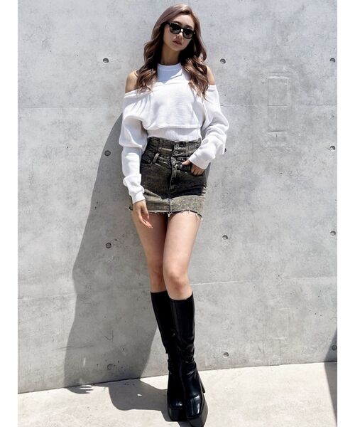 GYDA(ジェイダ)の「【SETUP着用可】ハイウエストボタンUSEDケミカルウォッシュストレッチスカートライクデニムショートパンツ(デニムスカート・レディース・ブラック/ブルー・SMALL/MEDIUM)」の12枚目の写真