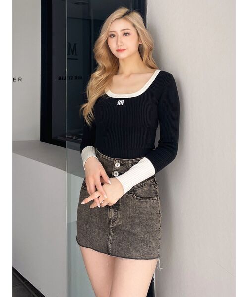 GYDA(ジェイダ)の「【SETUP着用可】ハイウエストボタンUSEDケミカルウォッシュストレッチスカートライクデニムショートパンツ(デニムスカート・レディース・ブラック/ブルー・SMALL/MEDIUM)」の16枚目の写真